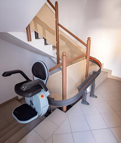 Selling Your Stairlift: The Step-By-Step Guide To Cash In For Your Lift