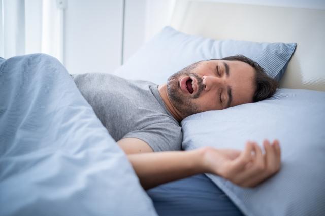 What are the Warning Signs of Sleep Apnea?