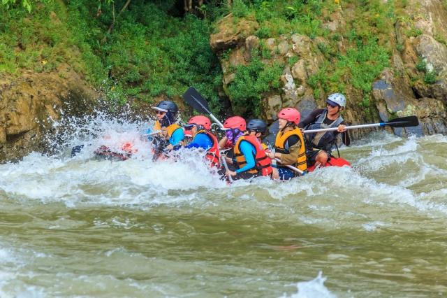 How Do You Prepare For a Whitewater Rafting Trip?