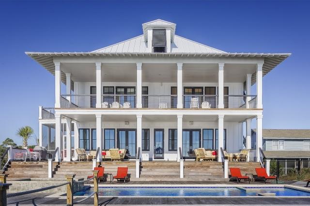 Experience the Best of Cabo with High-End Villa Rentals